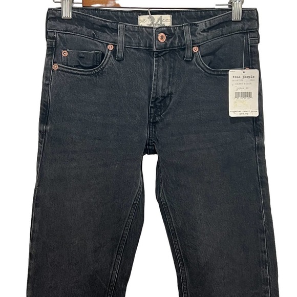 FREE PEOPLE CUFFED SLIM BOYFRIEND JEANS FADED BLACK NWT WOMEN'S SIZE 24 - Picture 3 of 16